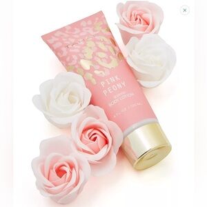 Tahari Body Care Set Body Lotion & soap bath petals Pink Peony